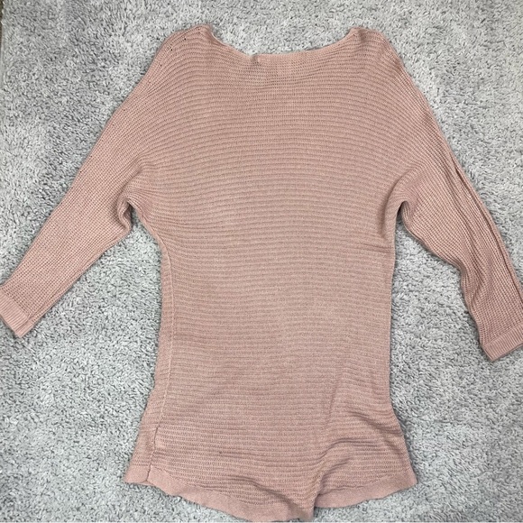 Max Studio Top Womens Medium Crochet Knit Layering Lightweight Breathable Chic - Picture 4 of 4